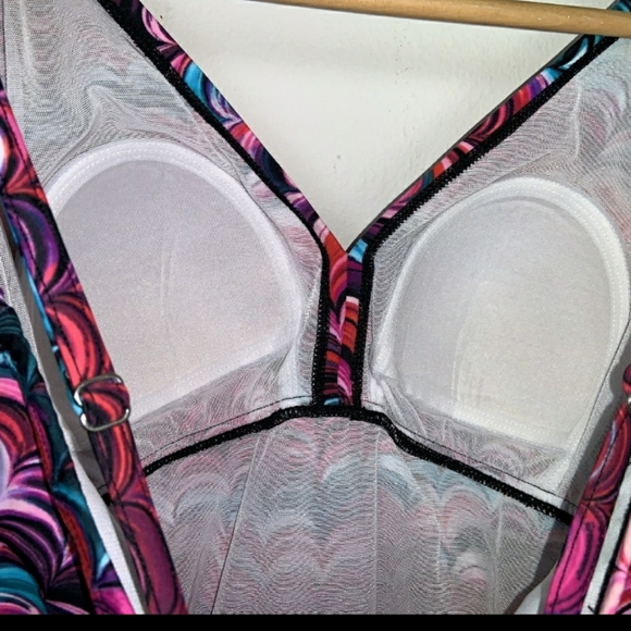 Croft & Barrow Swimwear Bathing Suit 1 Pc Sz: 10 - Picture 4 of 7